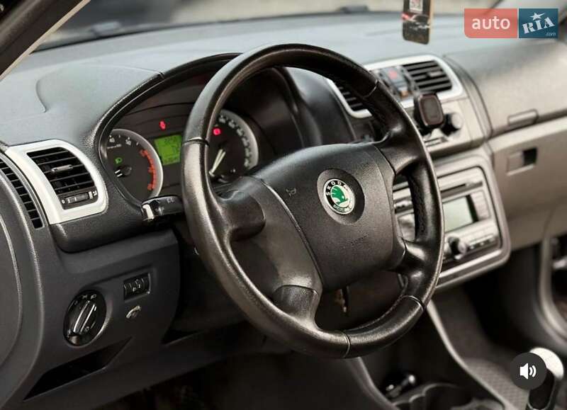 Хетчбек Skoda Fabia 2008 в Дніпрі фото 11 Хетчбек Skoda Fabia 2008 в Дніпрі