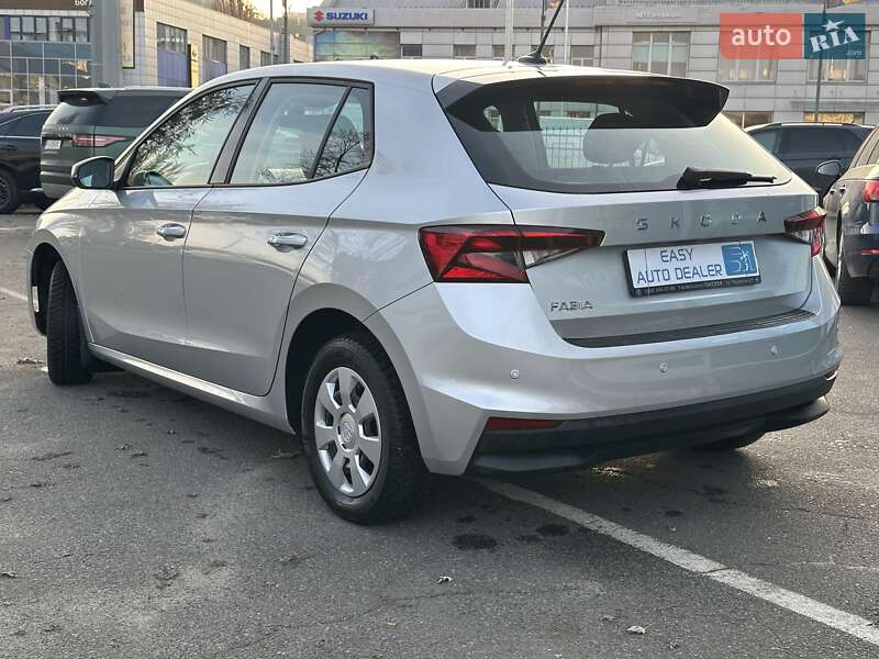 Хэтчбек Skoda Fabia 2024 в Киеве