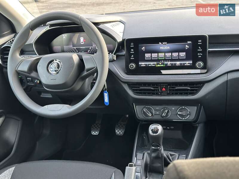 Хэтчбек Skoda Fabia 2024 в Киеве