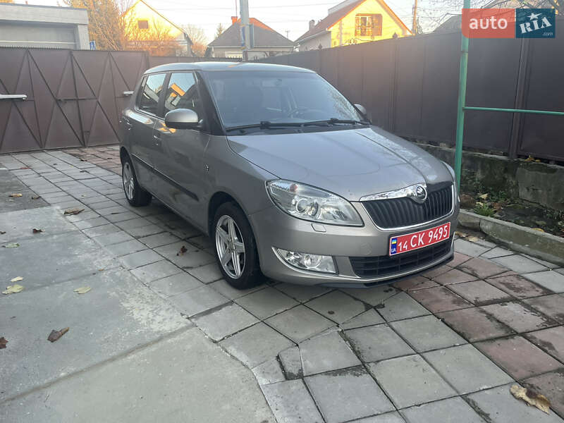 Хетчбек Skoda Fabia 2013 в Мукачевому