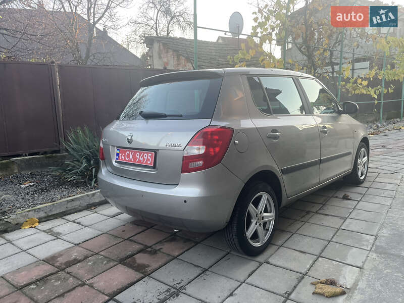 Хетчбек Skoda Fabia 2013 в Мукачевому
