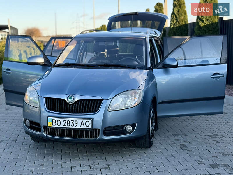 Универсал Skoda Fabia 2009 в Тернополе