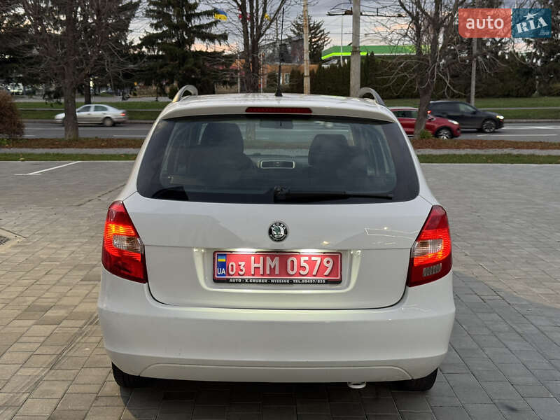 Универсал Skoda Fabia 2009 в Луцке