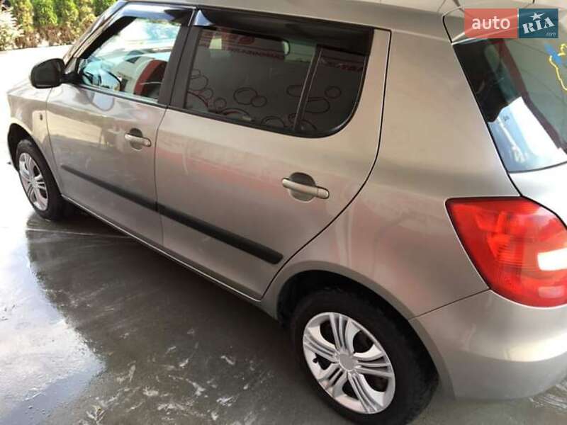 Хетчбек Skoda Fabia 2012 в Вінниці