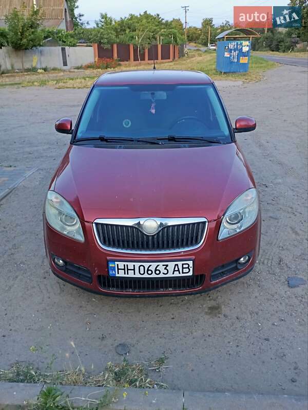 Хэтчбек Skoda Fabia 2008 в Белгороде-Днестровском фото Хэтчбек Skoda Fabia 2008 в Белгороде-Днестровском
