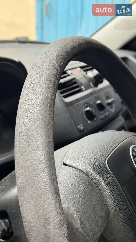 Хэтчбек Skoda Fabia 2011 в Запорожье