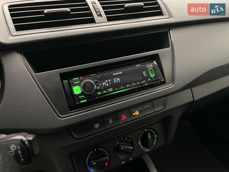 Хэтчбек Skoda Fabia 2016 в Киеве