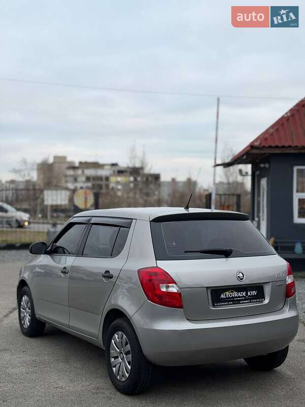 Хетчбек Skoda Fabia 2011 в Києві фото 3 Хетчбек Skoda Fabia 2011 в Києві