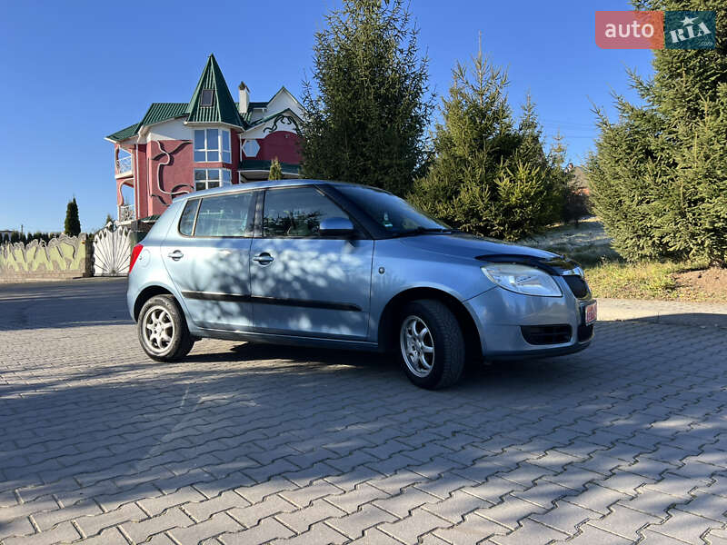 Хэтчбек Skoda Fabia 2009 в Хмельницком