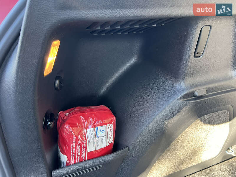 Хэтчбек Skoda Fabia 2009 в Хмельницком