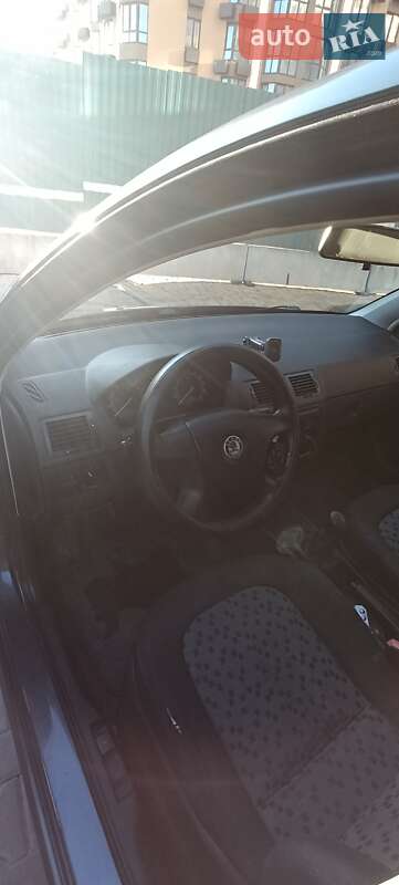 Хэтчбек Skoda Fabia 2007 в Киеве фото 23 Хэтчбек Skoda Fabia 2007 в Киеве
