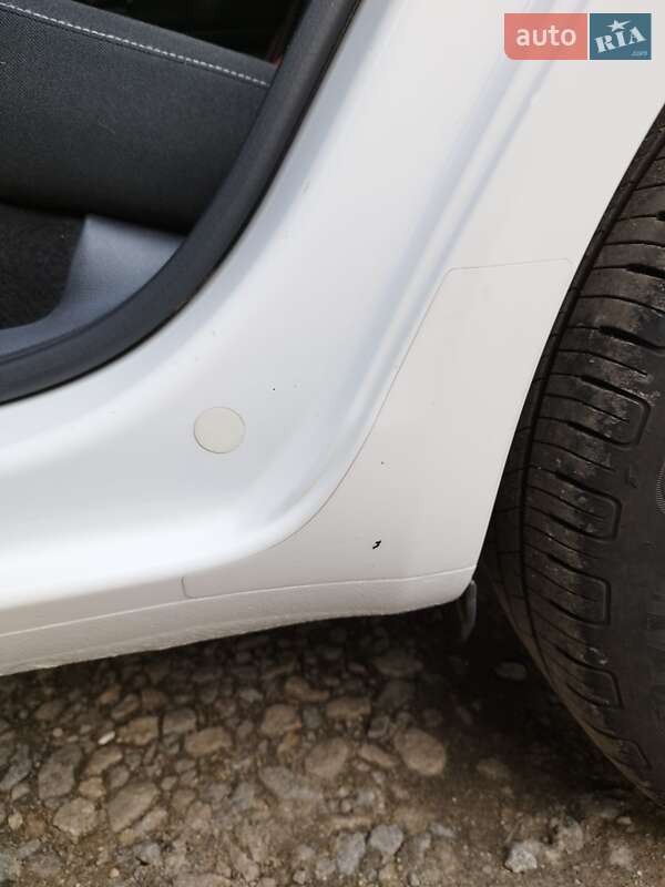 Хэтчбек Skoda Fabia 2012 в Теплике