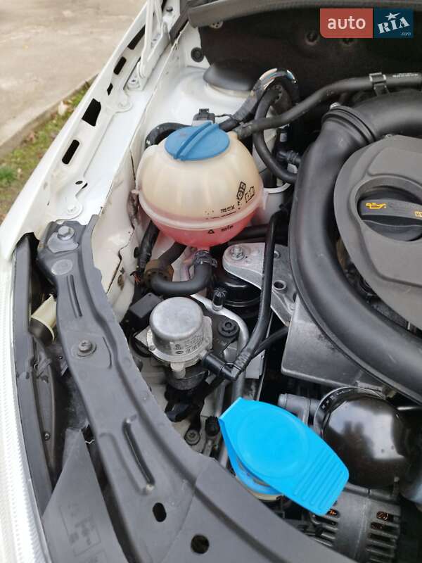 Хэтчбек Skoda Fabia 2012 в Теплике