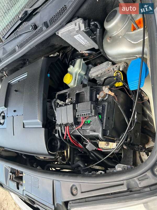 Хэтчбек Skoda Fabia 2006 в Бердичеве