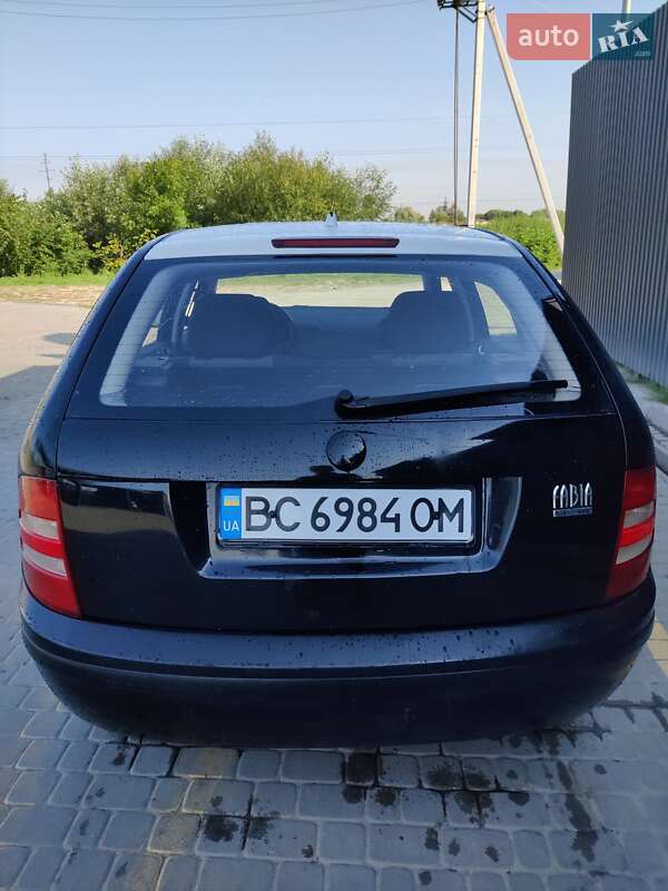 Универсал Skoda Fabia 2003 в Львове