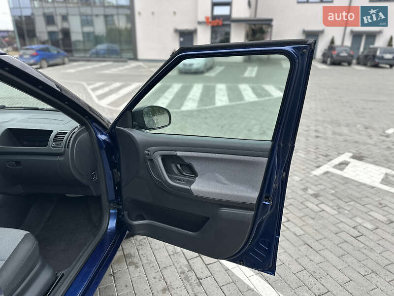Универсал Skoda Fabia 2011 в Ровно фото 18 Универсал Skoda Fabia 2011 в Ровно