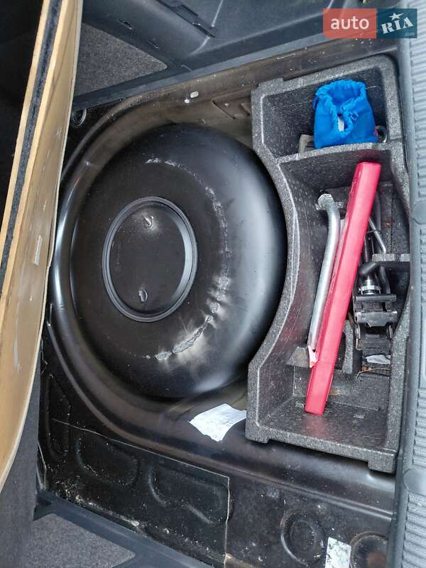 Универсал Skoda Fabia 2009 в Ровно фото 15 Универсал Skoda Fabia 2009 в Ровно