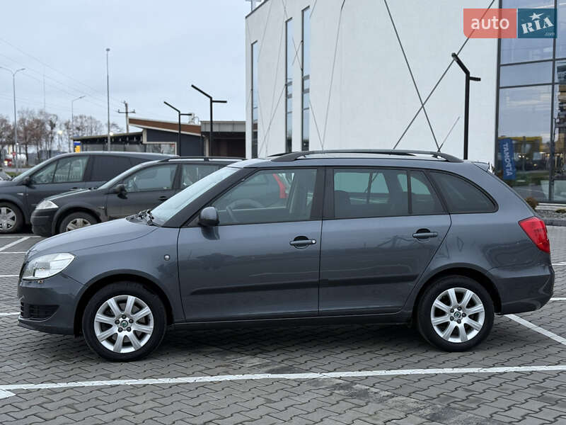 Универсал Skoda Fabia 2011 в Луцке