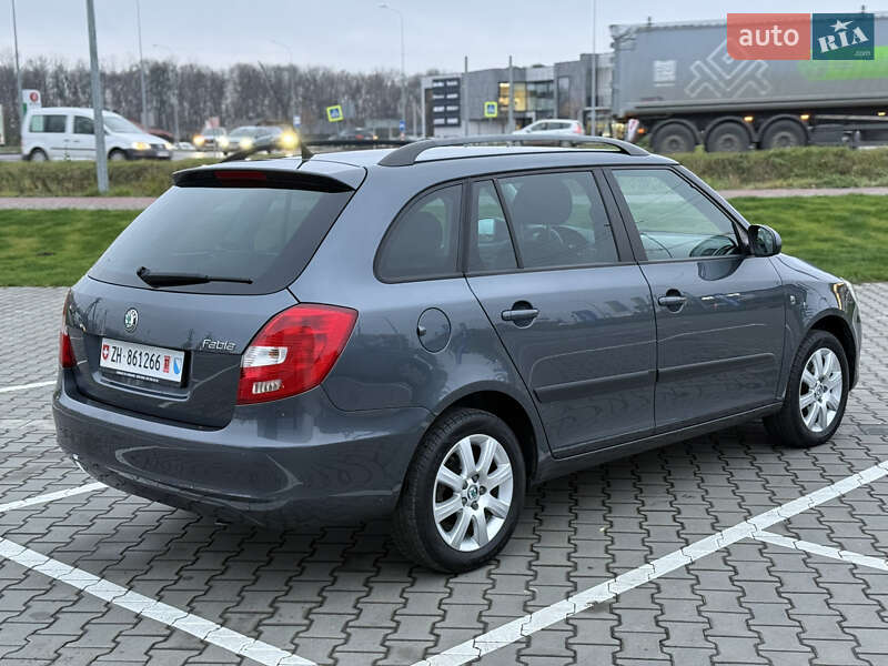 Универсал Skoda Fabia 2011 в Луцке