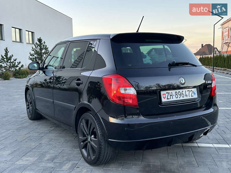 Хэтчбек Skoda Fabia 2013 в Луцке