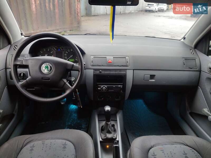 Универсал Skoda Fabia 2003 в Киеве