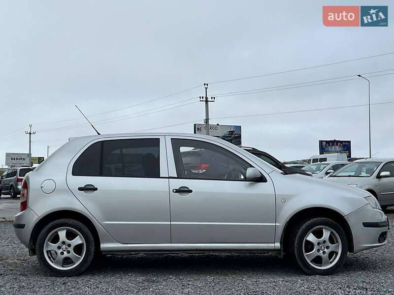 Хэтчбек Skoda Fabia 2006 в Львове