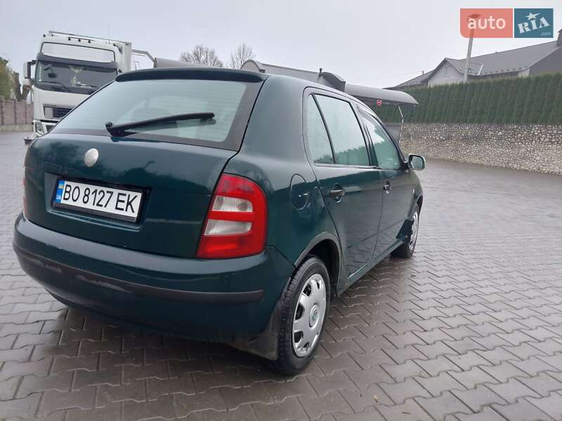 Хэтчбек Skoda Fabia 2001 в Волочиске