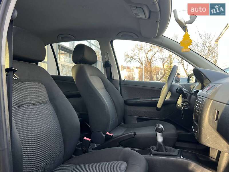 Хэтчбек Skoda Fabia 2006 в Ивано-Франковске