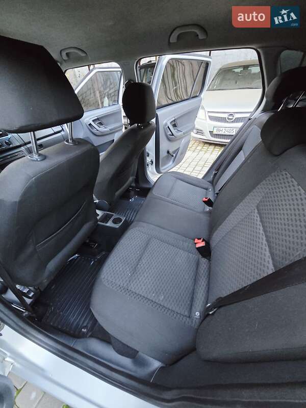 Універсал Skoda Fabia 2011 в Одесі