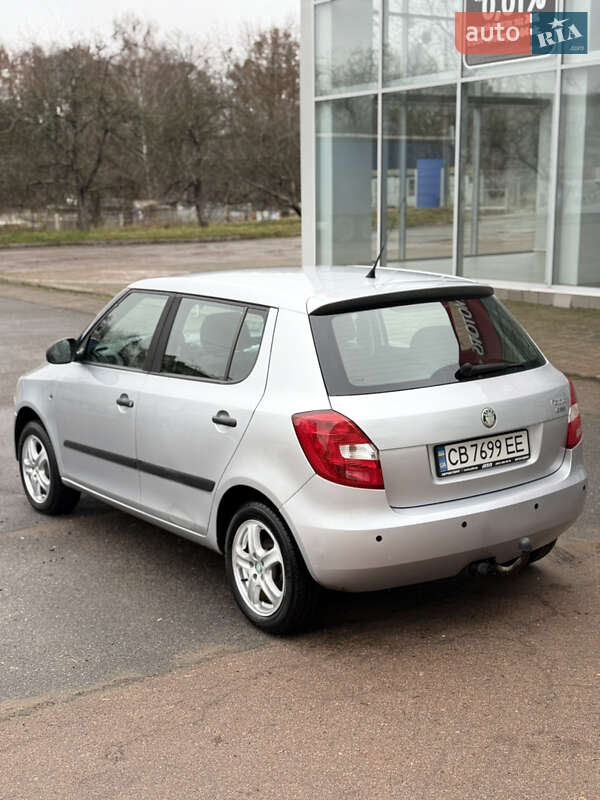Хетчбек Skoda Fabia 2009 в Чернігові