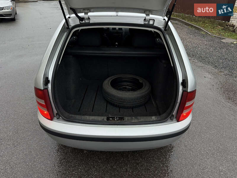 Универсал Skoda Fabia 2006 в Чернигове