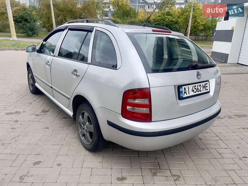 Універсал Skoda Fabia 2002 в Черкасах
