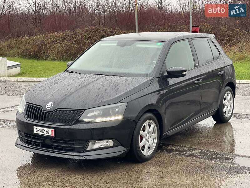 Хэтчбек Skoda Fabia 2016 в Ужгороде
