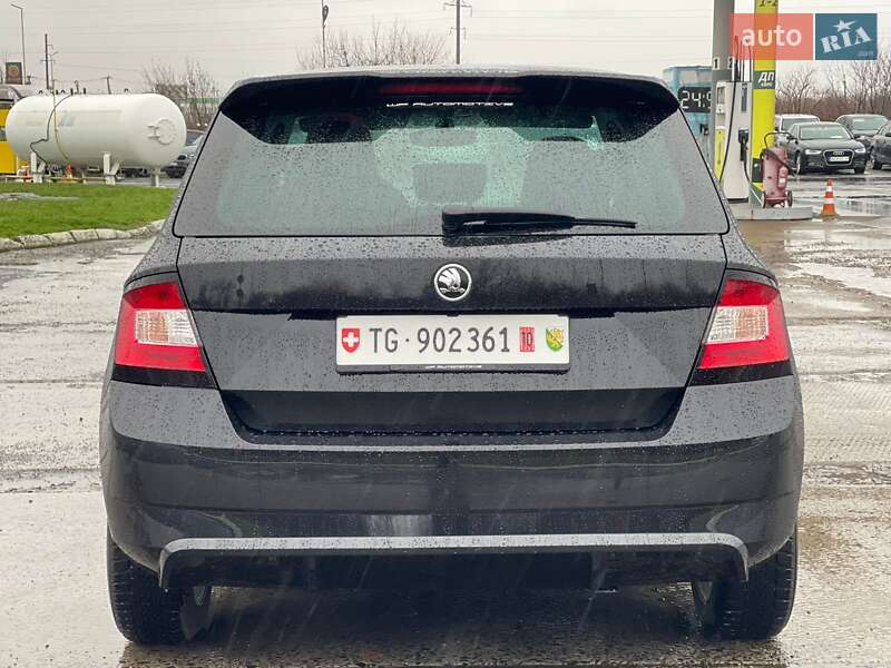 Хэтчбек Skoda Fabia 2016 в Ужгороде