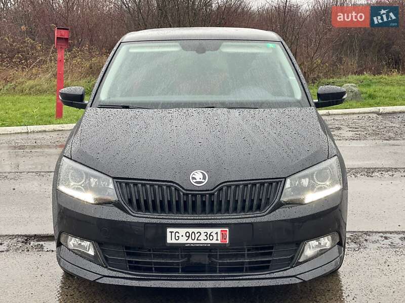 Хэтчбек Skoda Fabia 2016 в Ужгороде