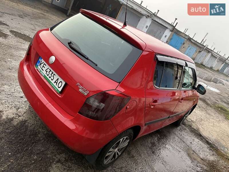 Хетчбек Skoda Fabia 2008 в Вільногірську