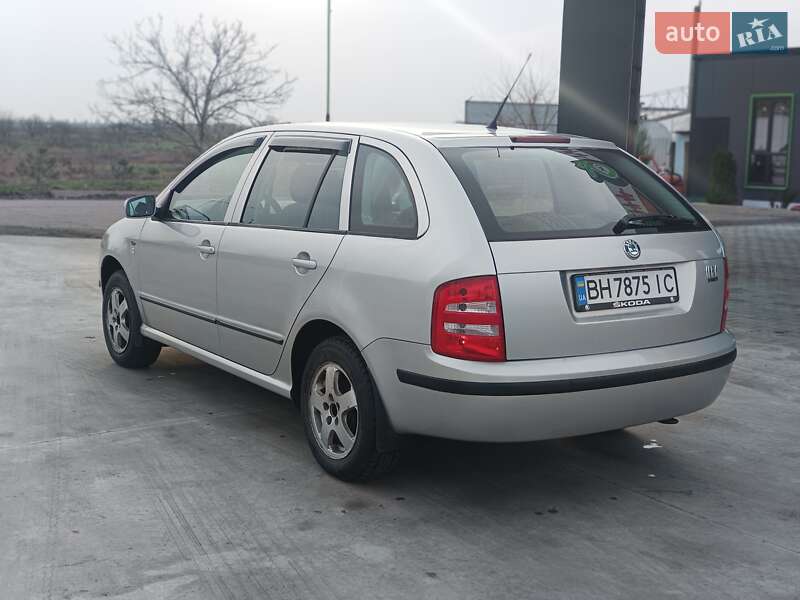 Универсал Skoda Fabia 2001 в Новом Буге