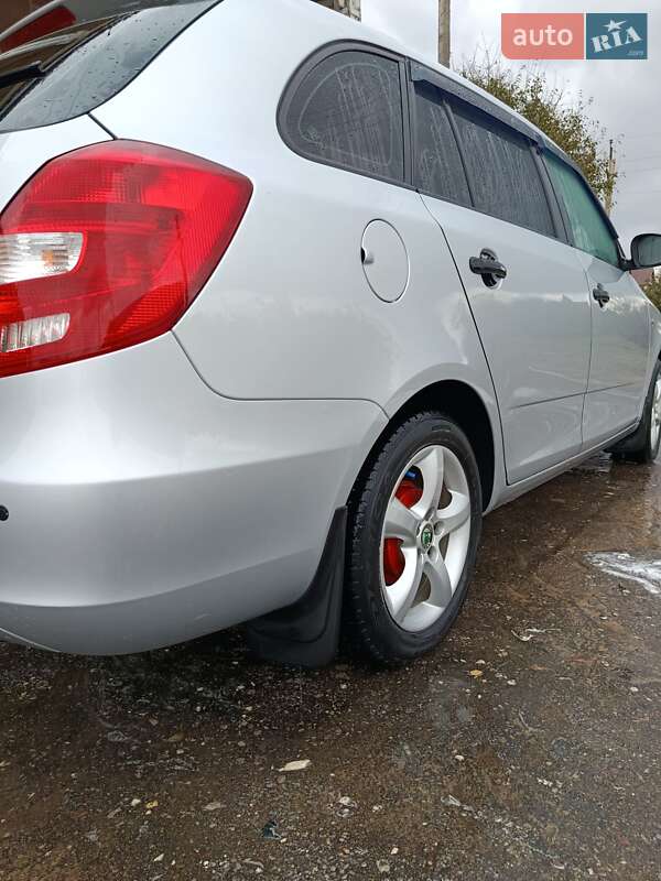 Универсал Skoda Fabia 2012 в Гусятине