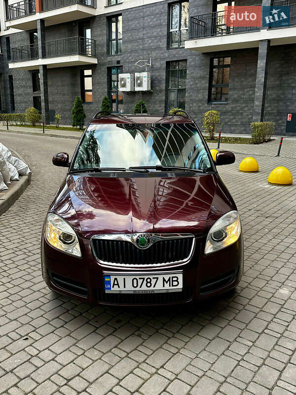 Универсал Skoda Fabia 2009 в Киеве