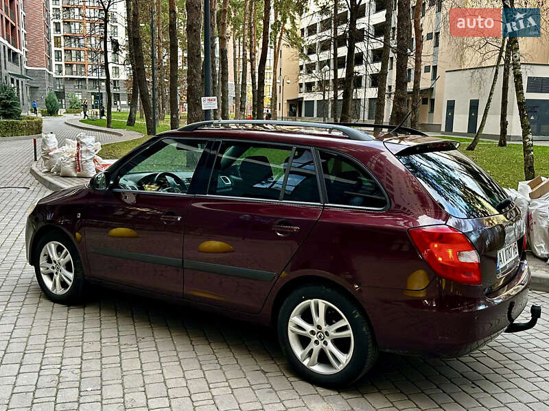 Универсал Skoda Fabia 2009 в Киеве