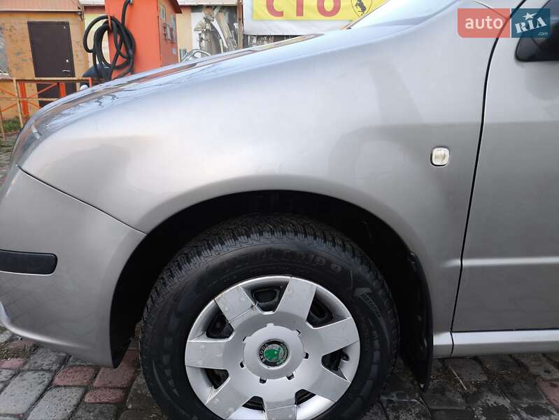 Седан Skoda Fabia 2007 в Харкові