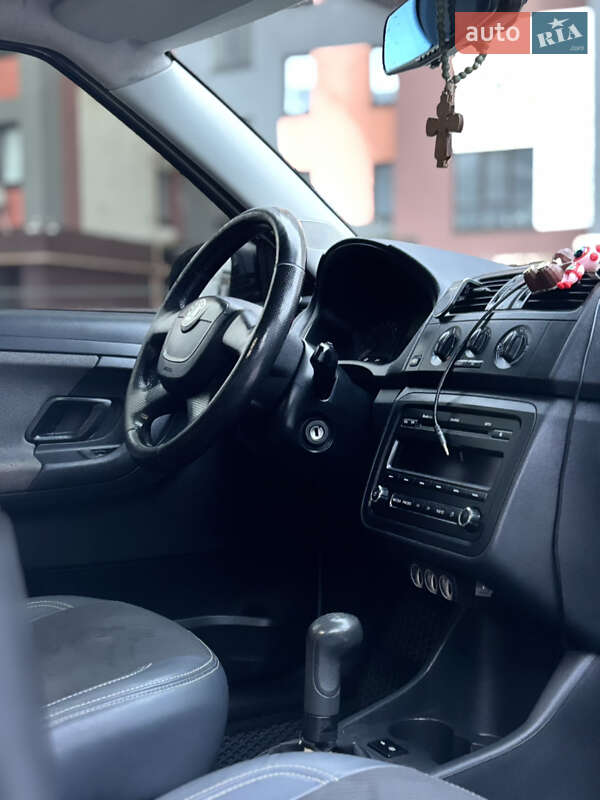 Универсал Skoda Fabia 2011 в Тернополе