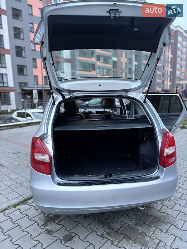 Универсал Skoda Fabia 2011 в Тернополе