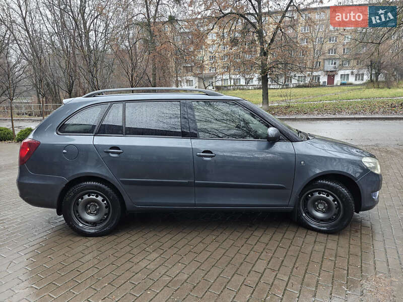 Універсал Skoda Fabia 2010 в Києві