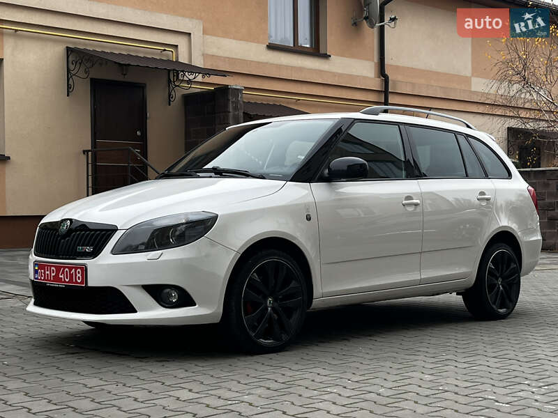 Универсал Skoda Fabia 2011 в Луцке