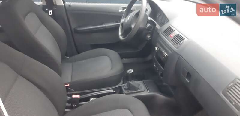 Универсал Skoda Fabia 2006 в Луцке