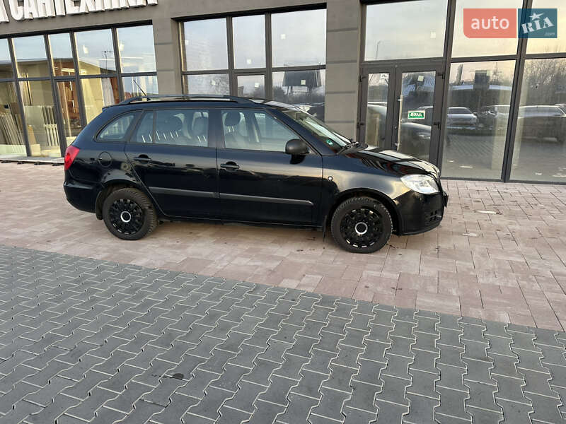 Універсал Skoda Fabia 2008 в Луцьку