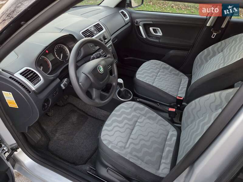 Універсал Skoda Fabia 2009 в Кам'янському