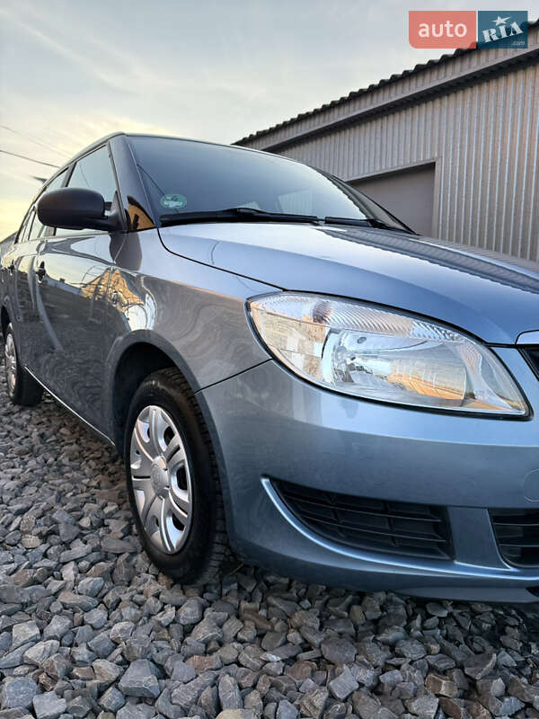 Універсал Skoda Fabia 2011 в Луцьку