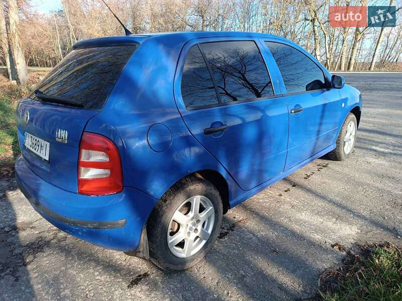Хэтчбек Skoda Fabia 2005 в Киеве